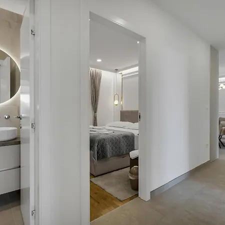 Luka's View Apartamento Makarska