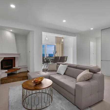 Luka's View Apartment